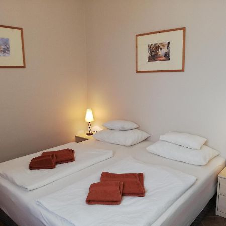 Polus Pension Sopron Exterior foto